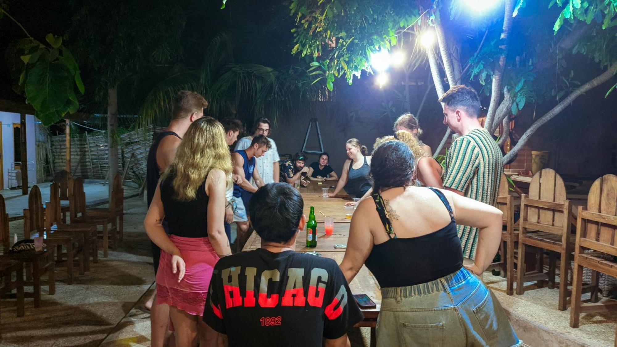 Jati Village, Party Hostel And Bungalows Gili Trawangan Exterior photo