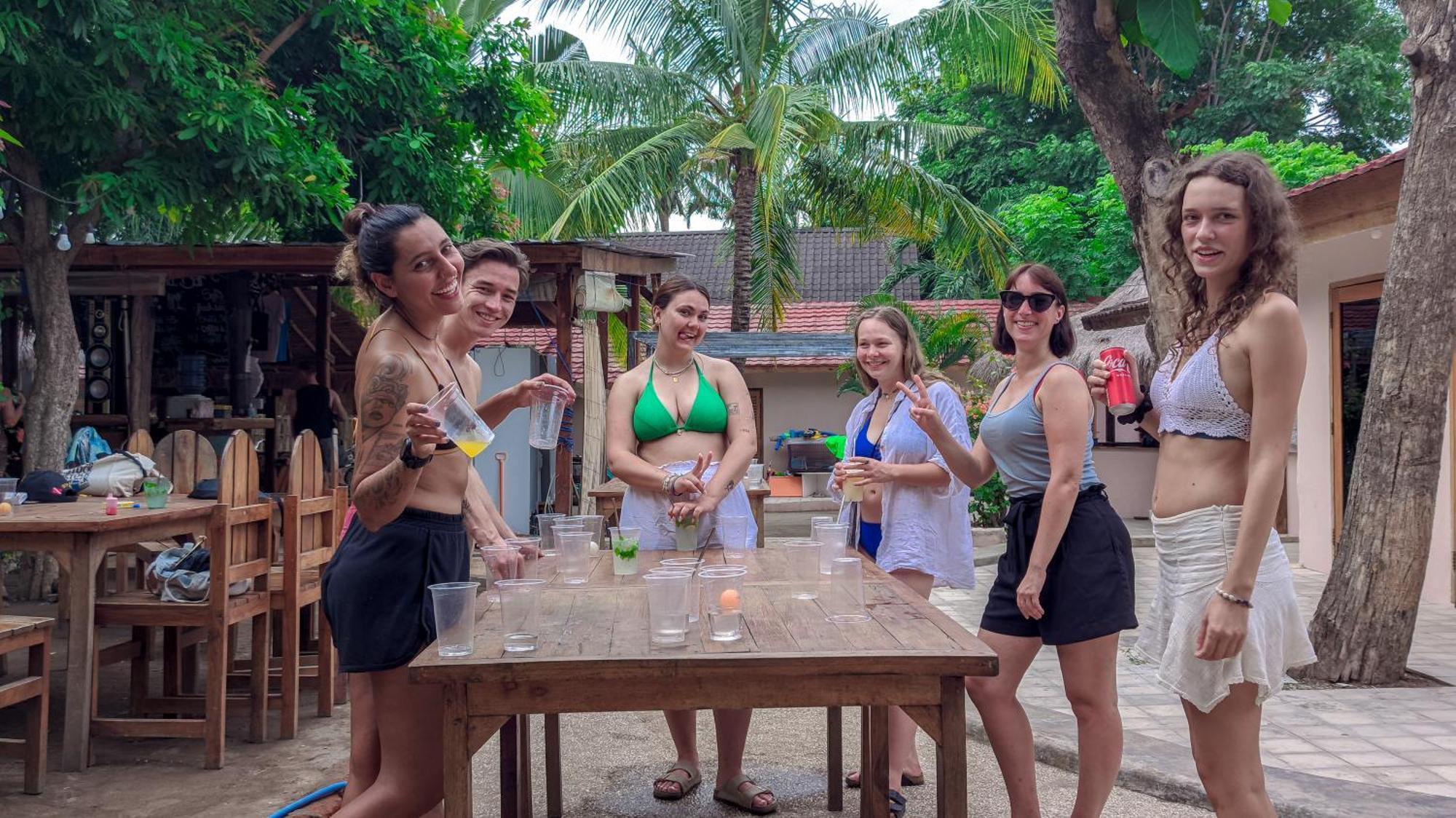 Jati Village, Party Hostel And Bungalows Gili Trawangan Exterior photo